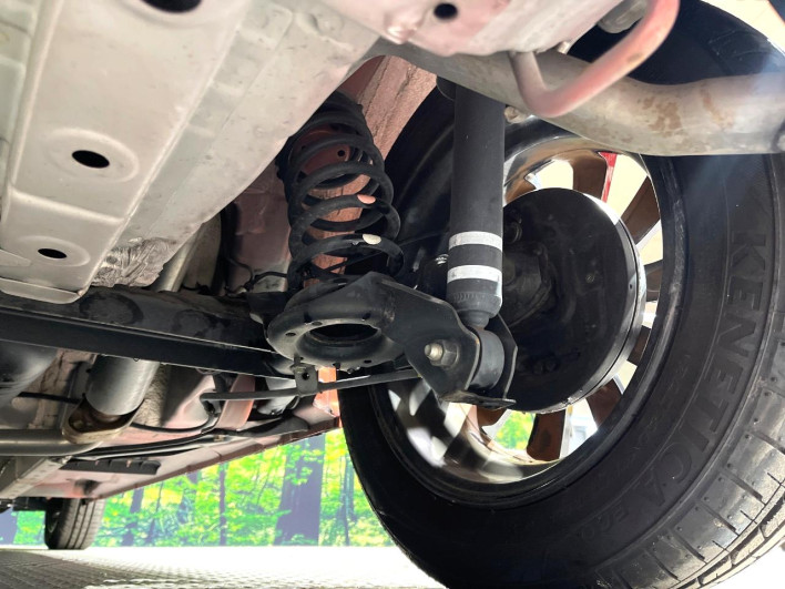 2017 Daihatsu Wake DBA-LA700S (UW-6a32109c62ab1)[16]