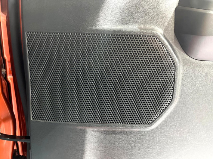 2017 Daihatsu Wake DBA-LA700S (UW-6a32109c62ab1)[6]