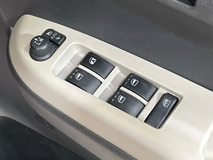 2017 Toyota Passo DBA-M700A (UW-6a3210a87c652)[26]