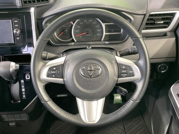 2017 Toyota Roomy DBA-M900A (UW-6a3210aa6836d)[21]