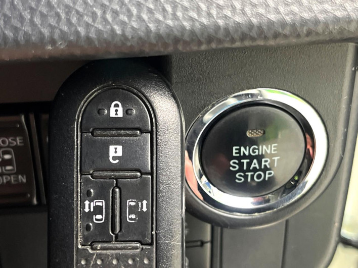 2017 Toyota Roomy DBA-M900A (UW-6a3210ab0ea11)[9]