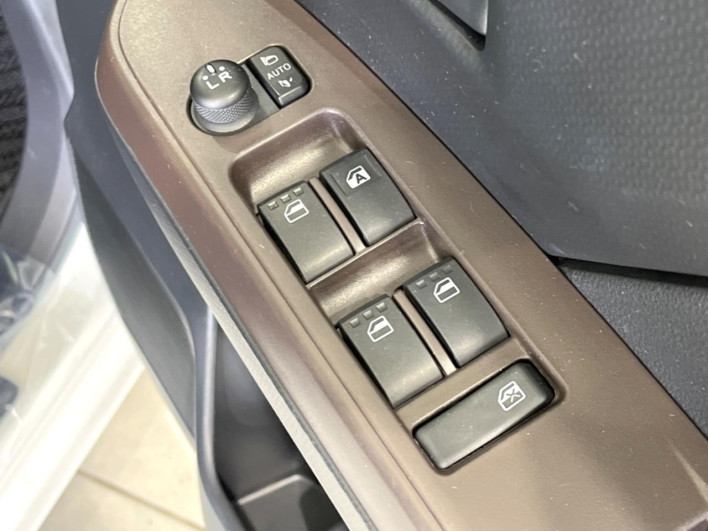2019 Toyota TANK DBA-M910A (UW-6a3210b76ecb2)[26]