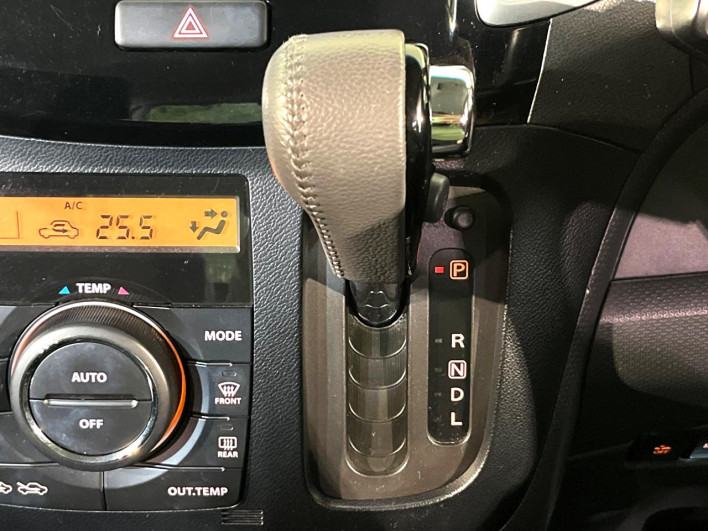 2014 Suzuki Solio DBA-MA15S (UW-6a3210b8c90de)[16]