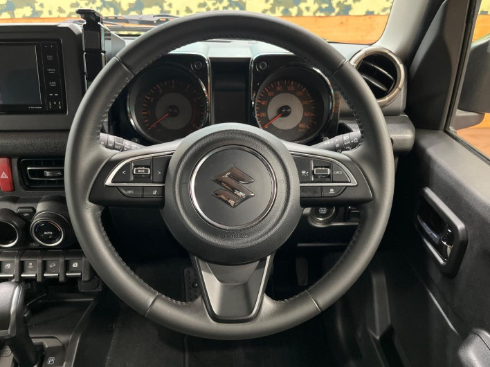 2025 Suzuki Jimny Nomad 3BA-JC74W (UW-6a3210bc53d75)[17]