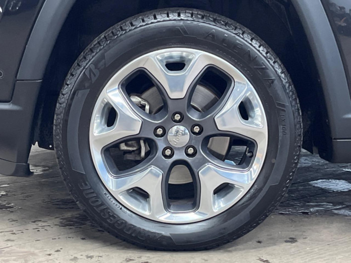 2017 Chrysler Jeep Compass ABA-M624 (UW-6a3210c9bbb45)[13]