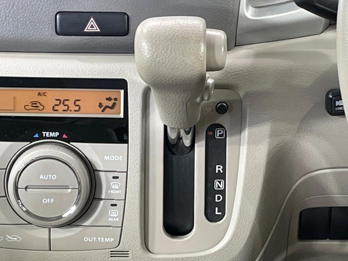 2013 Suzuki Spacia DBA-MK32S (UW-6a3210d288107)[23]