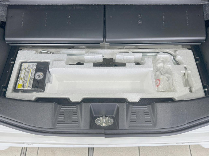 2021 Suzuki Spacia Custom 5AA-MK53S (UW-6a3210db20375)[25]