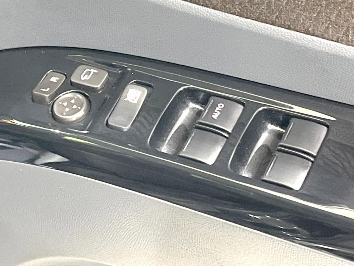2012 Nissan Roox DBA-ML21S (UW-6a3210e481ecf)[19]