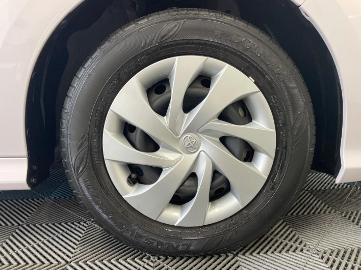 2021 Toyota Yaris 6AA-MXPH10 (UW-6a32110879d88)[9]