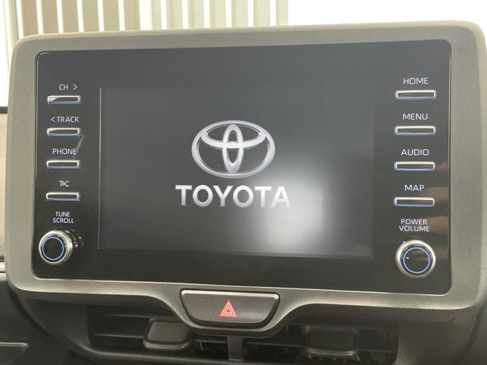 2021 Toyota Yaris 6AA-MXPH10 (UW-6a32110879d88)[13]