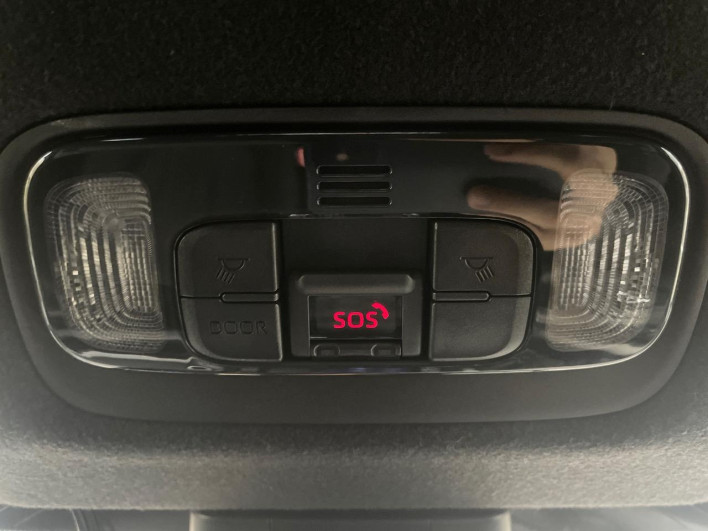 2021 Toyota Yaris 6AA-MXPH10 (UW-6a32110879d88)[15]
