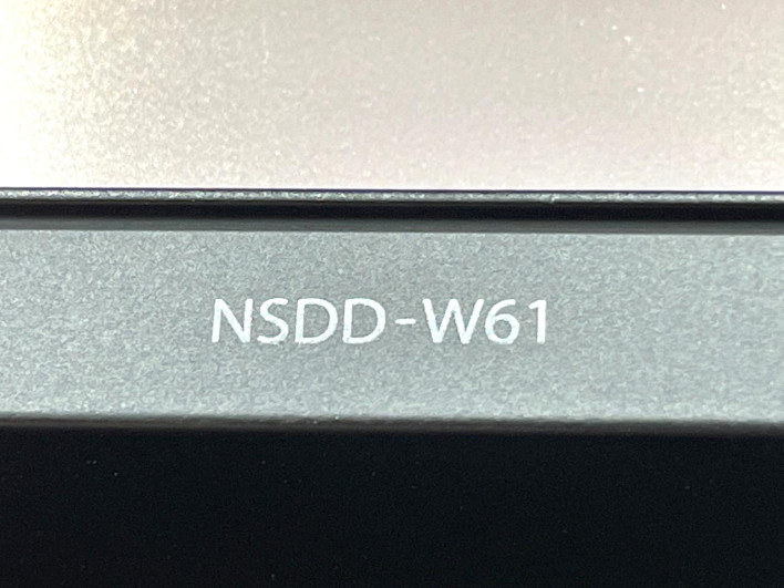 2012 Toyota Aqua DAA-NHP10 (UW-6a32112fc22be)[16]