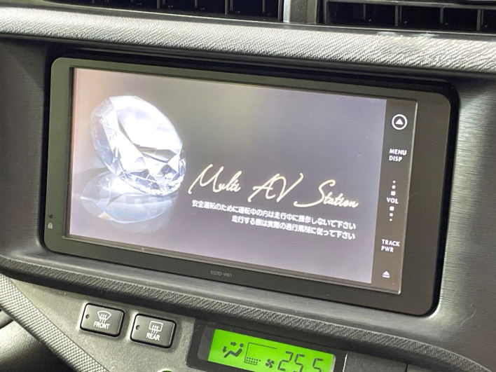2012 Toyota Aqua DAA-NHP10 (UW-6a32112fc22be)[14]