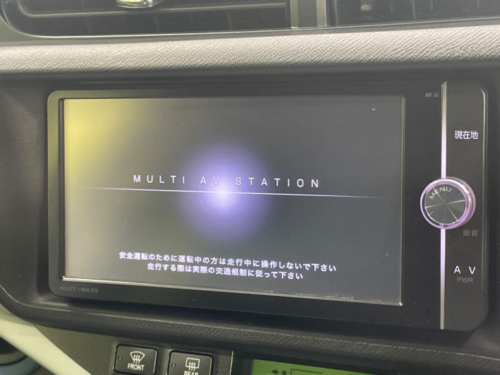 2014 Toyota Aqua DAA-NHP10 (UW-6a3211313aadd)[10]