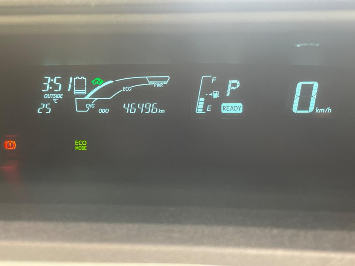 2014 Toyota Aqua DAA-NHP10 (UW-6a3211313aadd)[20]