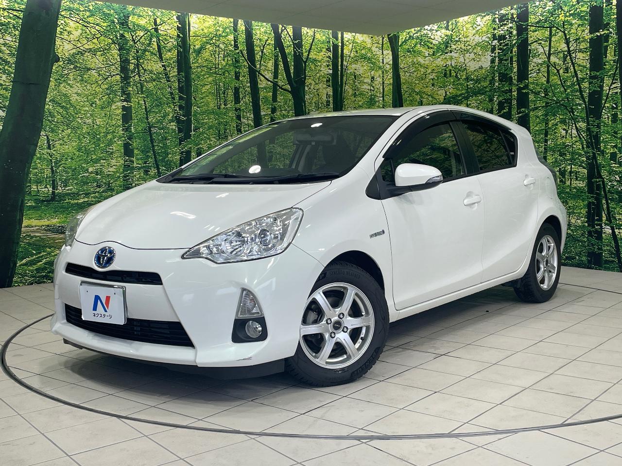 2014 Toyota Aqua DAA-NHP10