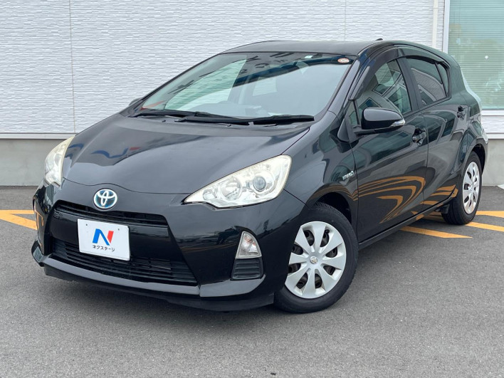 2014 Toyota Aqua DAA-NHP10 (UW-6a3211372352e)[0]