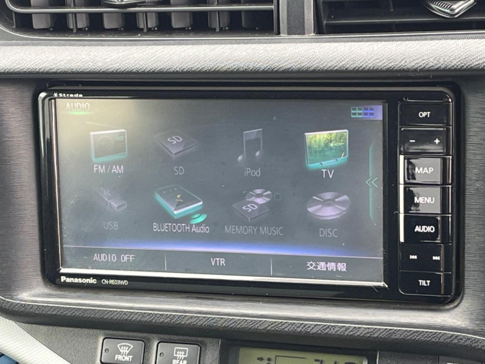 2014 Toyota Aqua DAA-NHP10 (UW-6a3211372352e)[6]