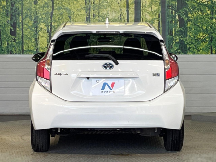2015 Toyota Aqua DAA-NHP10 (UW-6a321137dd68c)[8]