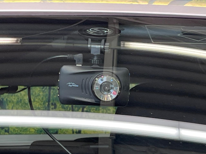 2015 Toyota Aqua DAA-NHP10 (UW-6a321137dd68c)[26]