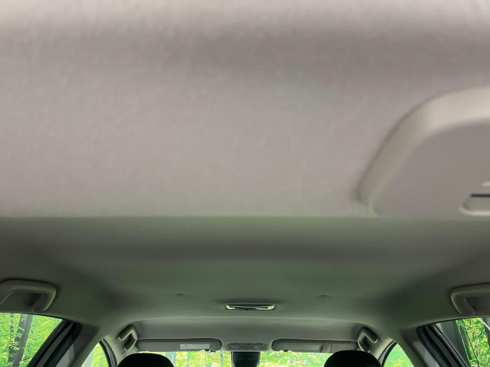 2016 Toyota Aqua DAA-NHP10 (UW-6a32113a31783)[5]