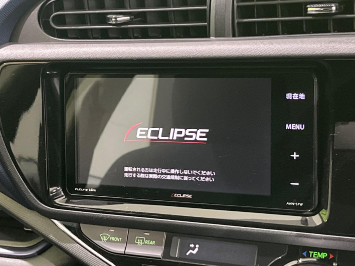 2016 Toyota Aqua DAA-NHP10 (UW-6a32113a31783)[25]