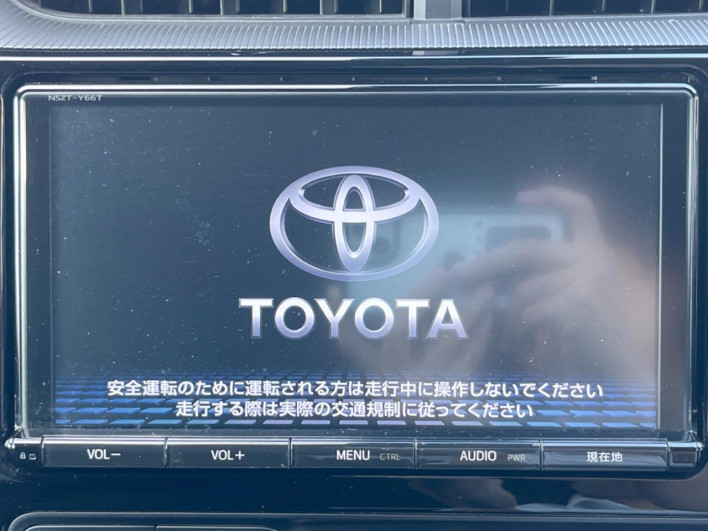 2018 Toyota Aqua DAA-NHP10 (UW-6a32113cb82df)[15]