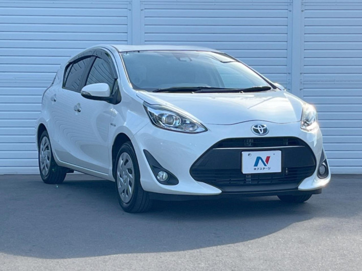 2018 Toyota Aqua DAA-NHP10 (UW-6a32113cb82df)[16]