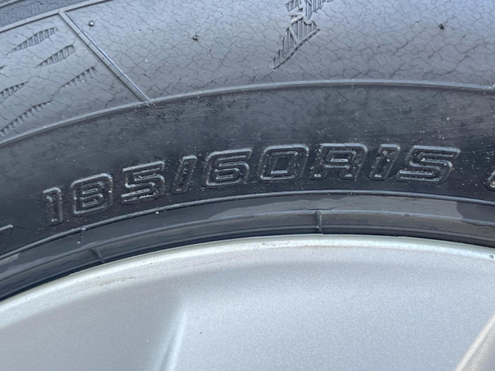 2018 Toyota Aqua DAA-NHP10 (UW-6a32113cb82df)[9]