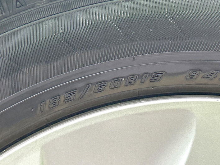 2018 Toyota Aqua DAA-NHP10 (UW-6a32113e0c02c)[19]