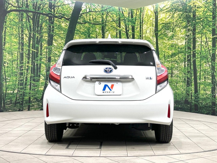 2018 Toyota Aqua DAA-NHP10 (UW-6a32113e0c02c)[28]