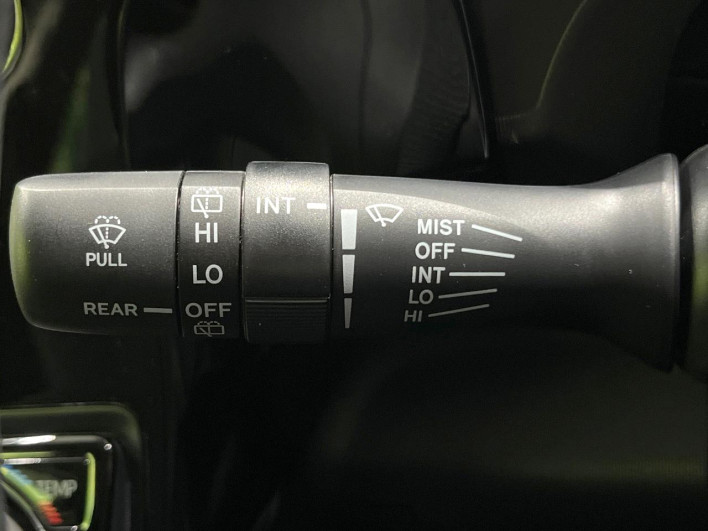 2019 Toyota Aqua DAA-NHP10 (UW-6a32113f62630)[25]