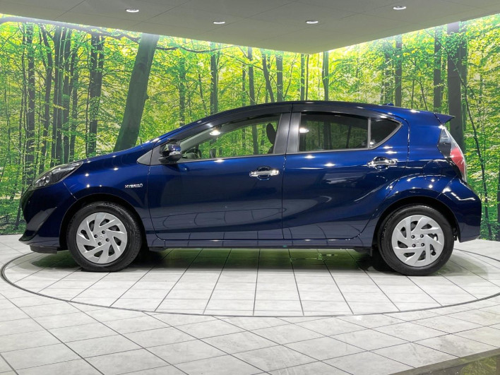 2019 Toyota Aqua DAA-NHP10 (UW-6a32113f62630)[14]