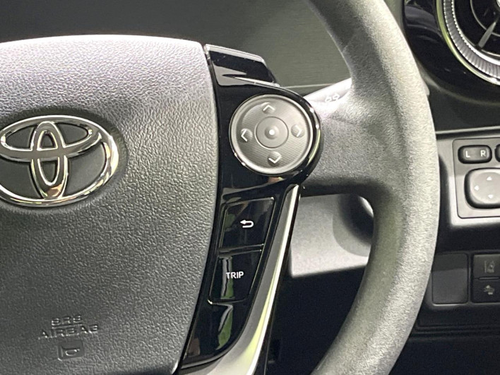 2019 Toyota Aqua DAA-NHP10 (UW-6a32113f62630)[26]