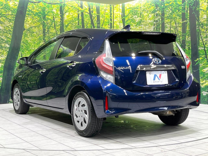 2019 Toyota Aqua DAA-NHP10 (UW-6a32113f62630)[13]