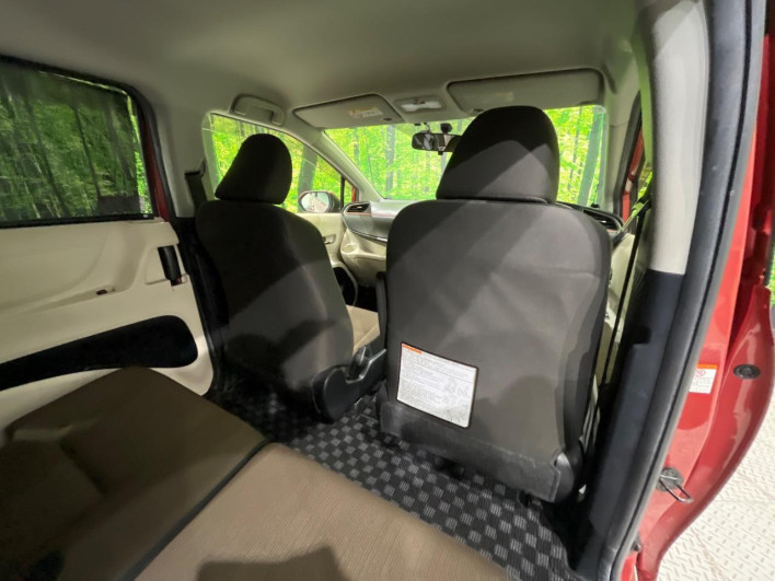 2016 Toyota Sienta DAA-NHP170G (UW-6a3211409d549)[15]