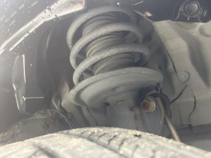 2019 Toyota Sienta 6AA-NHP170G (UW-6a3211422fae9)[8]