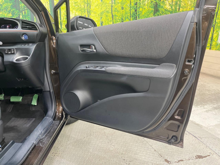 2019 Toyota Sienta 6AA-NHP170G (UW-6a3211422fae9)[12]