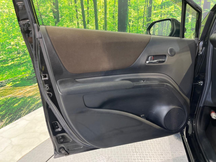 2019 Toyota Sienta DBA-NSP170G (UW-6a321145a18b8)[19]