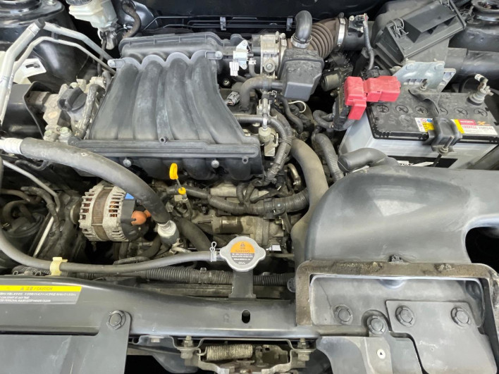 2011 Nissan X-Trail DBA-NT31 (UW-6a3211469910f)[4]