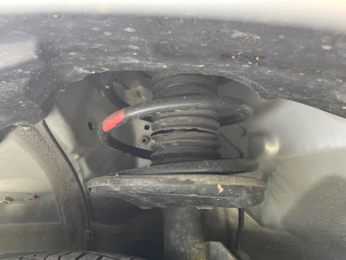 2010 Toyota Corolla Axio DBA-NZE141 (UW-6a321149b64f5)[19]