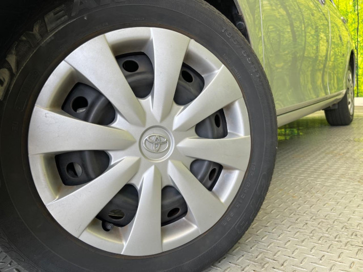 2010 Toyota Corolla Axio DBA-NZE141 (UW-6a321149b64f5)[18]