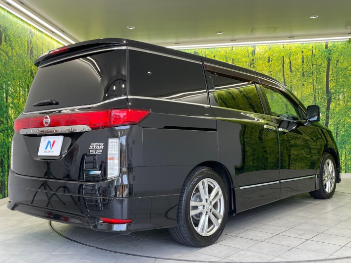 2010 Nissan Elgrand DBA-PNE52 (UW-6a32114c6379d)[13]