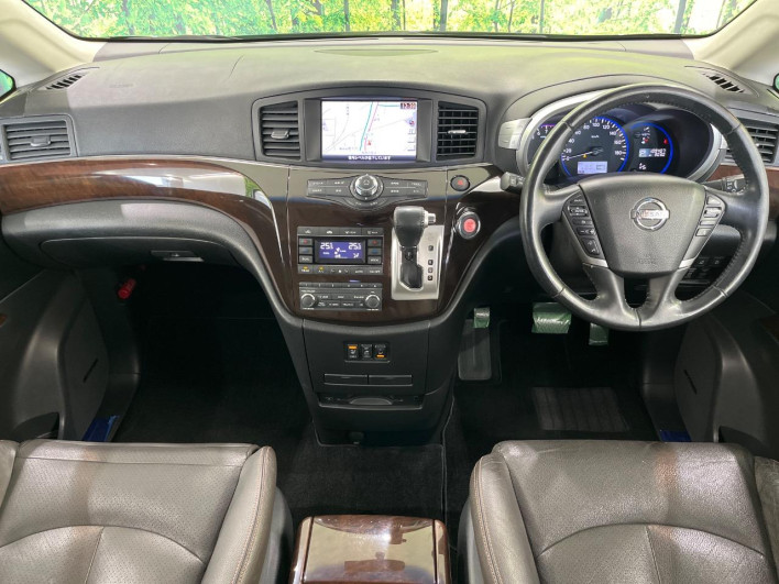 2010 Nissan Elgrand DBA-PNE52 (UW-6a32114c6379d)[27]