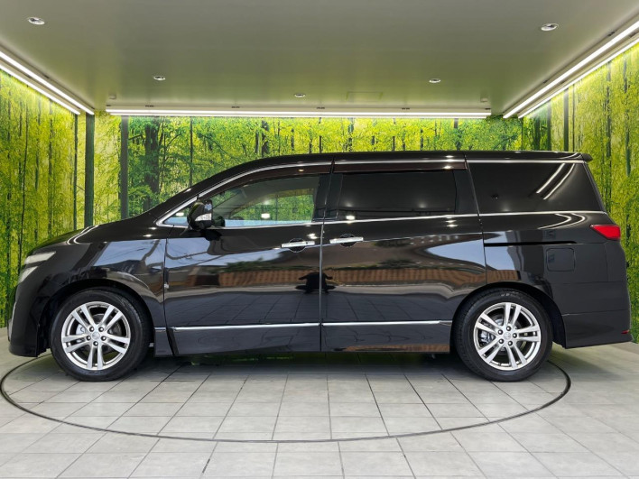 2010 Nissan Elgrand DBA-PNE52 (UW-6a32114c6379d)[23]