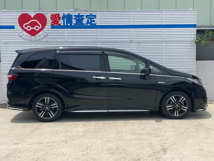 2017 Honda Odyssey Hybrid DAA-RC4 (UW-6a32114fe3c38)[18]