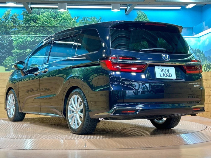 2021 Honda Odyssey Hybrid 6AA-RC4 (UW-6a321150c4fca)[14]