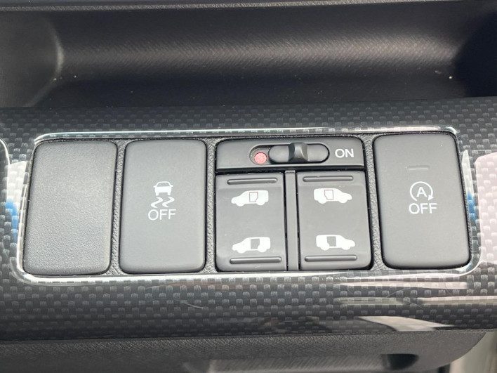 2012 Honda Stepwgn Spada DBA-RK5 (UW-6a321151d3b0d)[19]