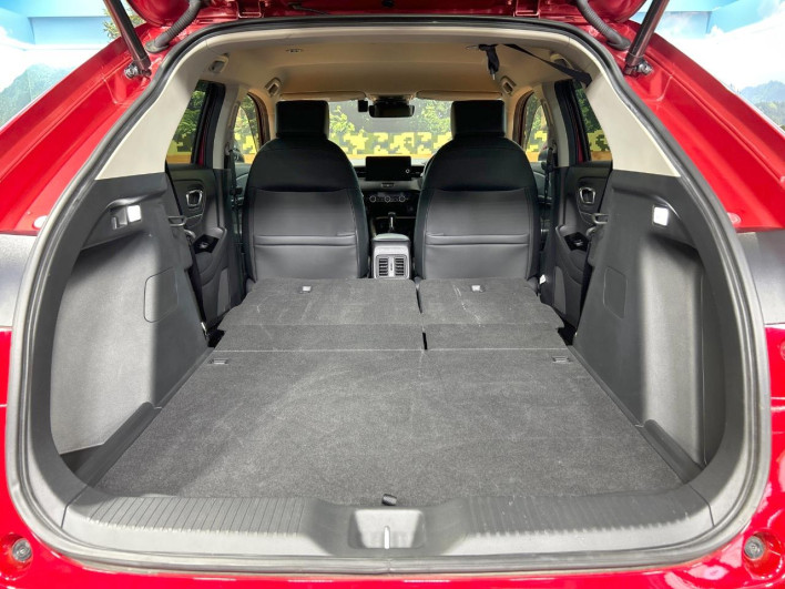 2021 Honda VEZEL 6AA-RV5 (UW-6a32115ae837c)[26]