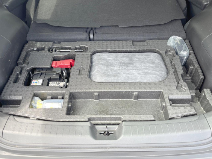 2022 Nissan Note 6AA-SNE13 (UW-6a321170963ff)[10]